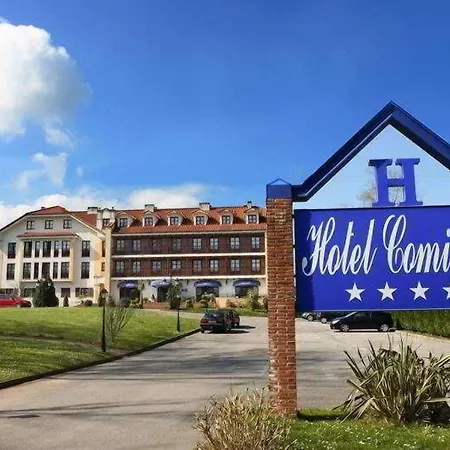 Hotel Comillas 호텔 코밀라스