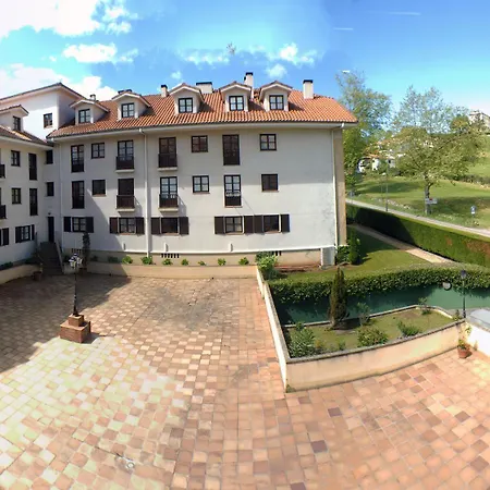 Hotel Comillas Szálloda 4*