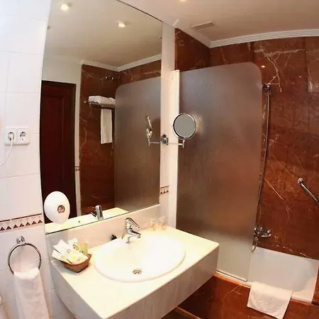 Hotel Comillas 4* Comillas