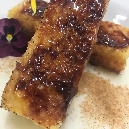 호텔 Hotel Comillas 코밀라스