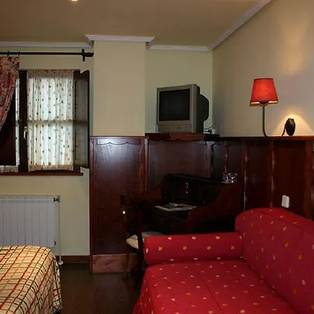Hotel Comillas 4*