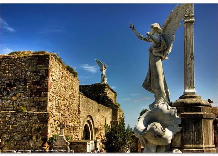 科米利亚斯酒店 酒店 柯米拉斯