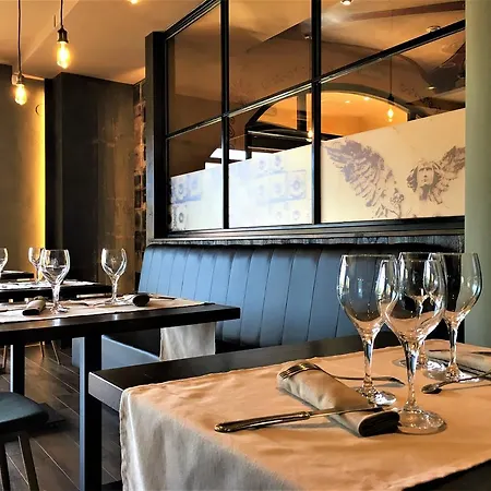 科米利亚斯酒店 4*